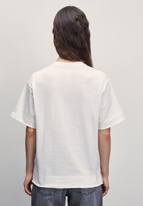 Футболка Zarina