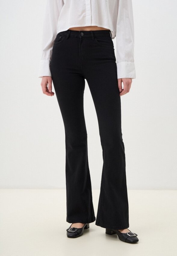 Джинсы Terranova