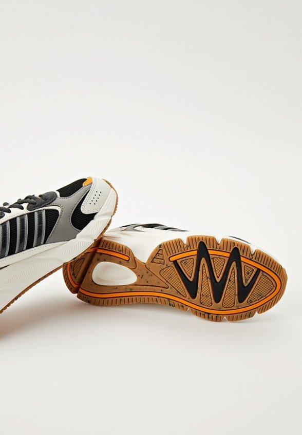 Кроссовки adidas