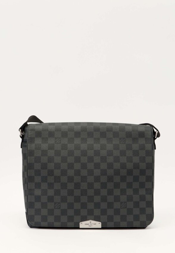 Louis Vuitton District