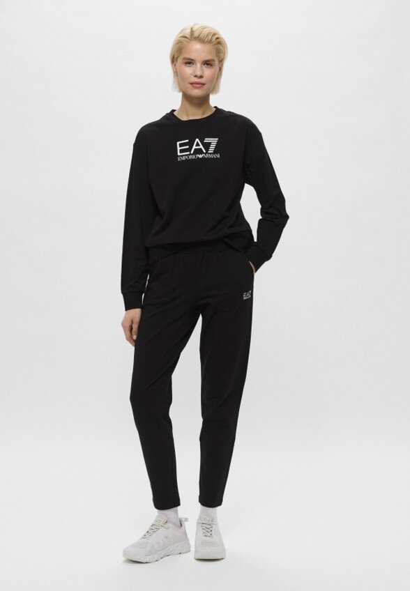 Костюм спортивный EA7
