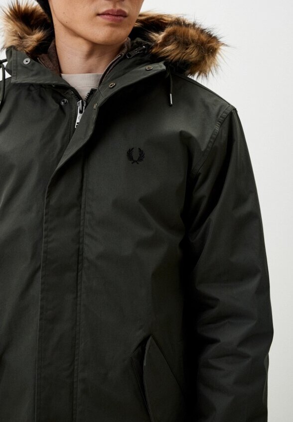 Парка Fred Perry