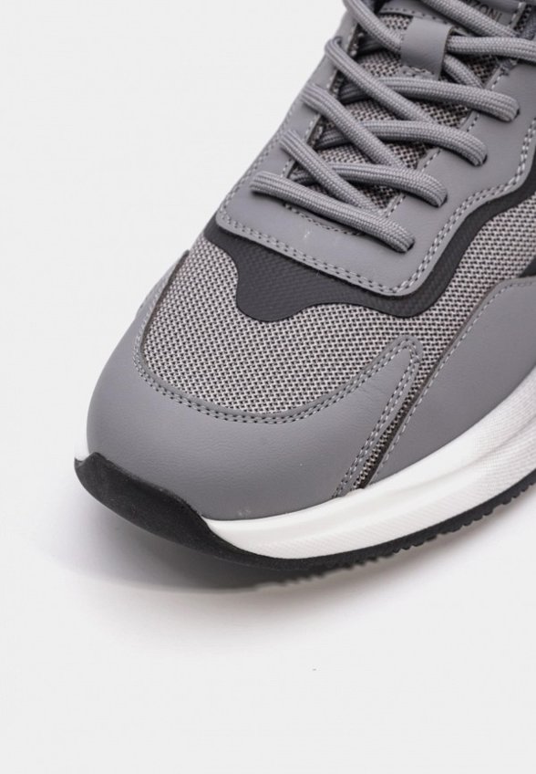 Кроссовки Bruno Renzoni