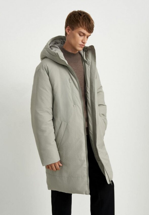 Пуховик Finn Flare