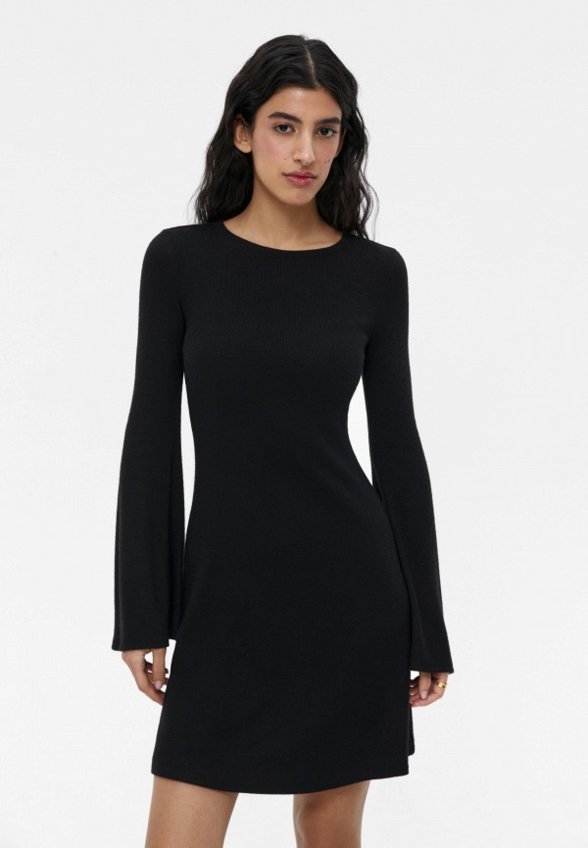 Платье Charmstore