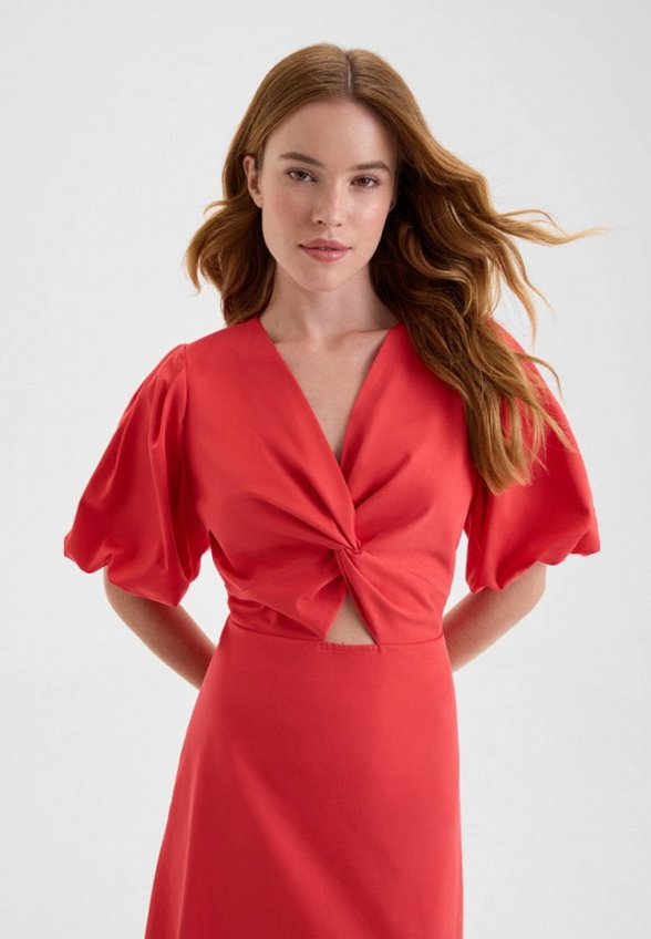 Платье N.O.M.I