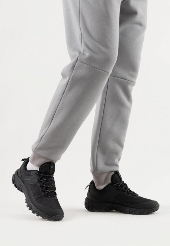 Кроссовки Baasploa