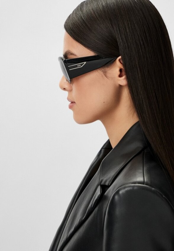 Очки солнцезащитные GCDS