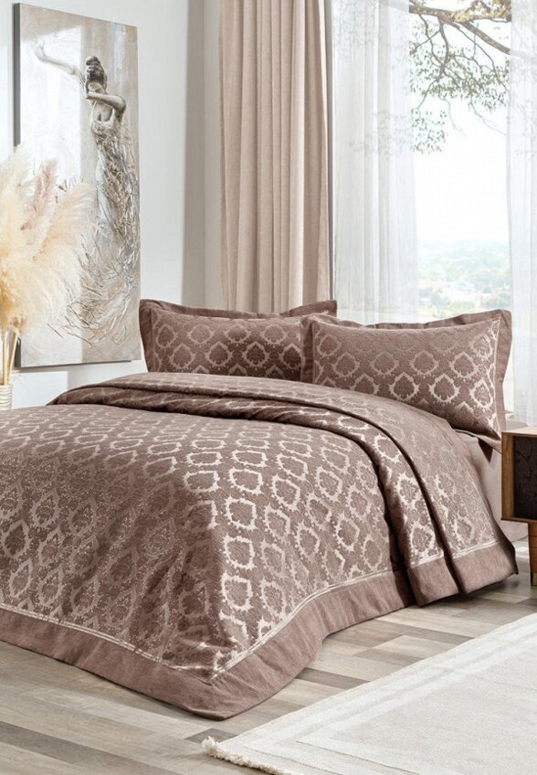 Комплект с покрывалом Karna