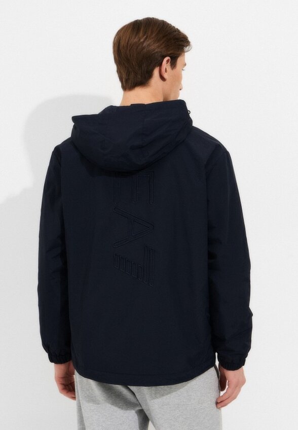 Ветровка EA7