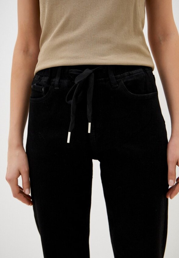 Джинсы Feliamo