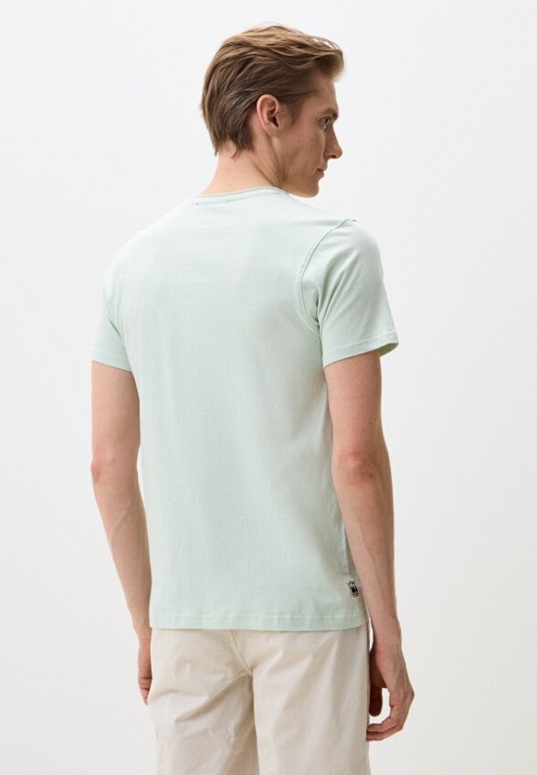 Футболка Deeluxe