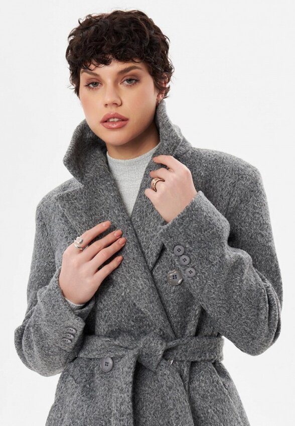 Пальто двубортное Dress No Stress