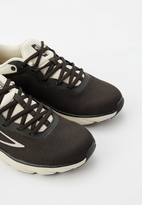 Кроссовки Fila