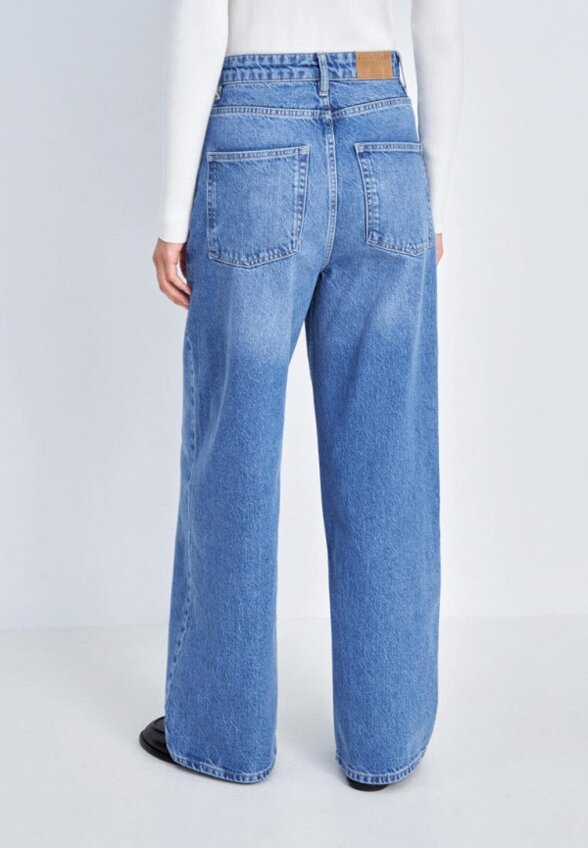 Джинсы Finn Flare