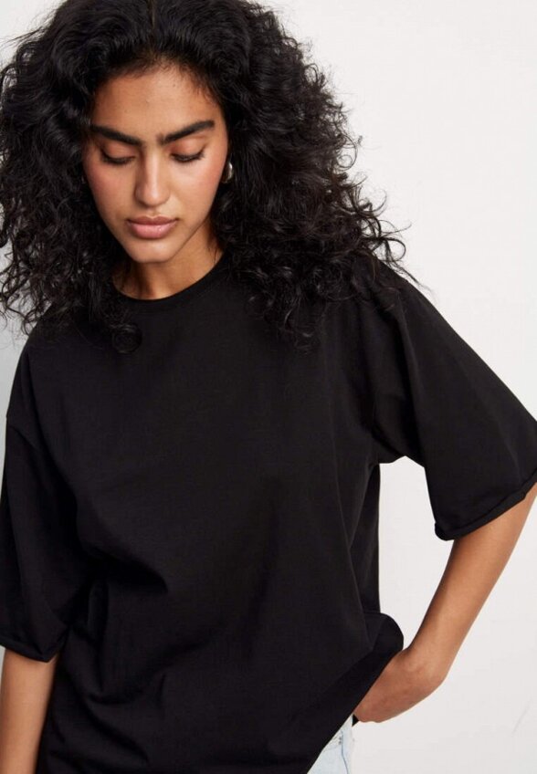 Футболка Artwear