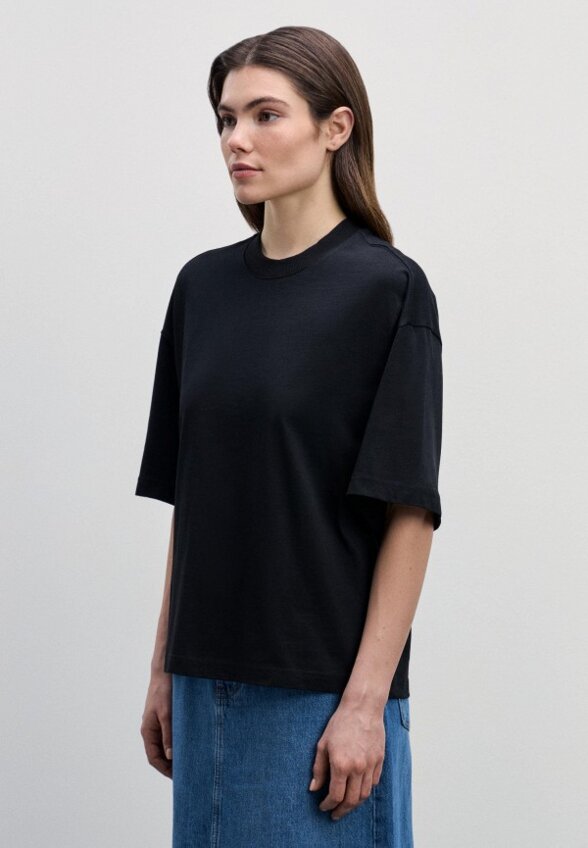 Футболка Zarina