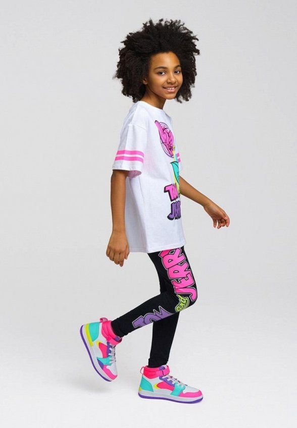 Футболка и леггинсы PlayToday