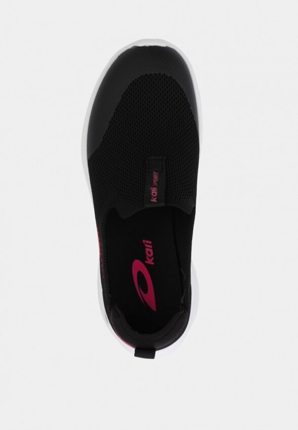 Кроссовки Kari