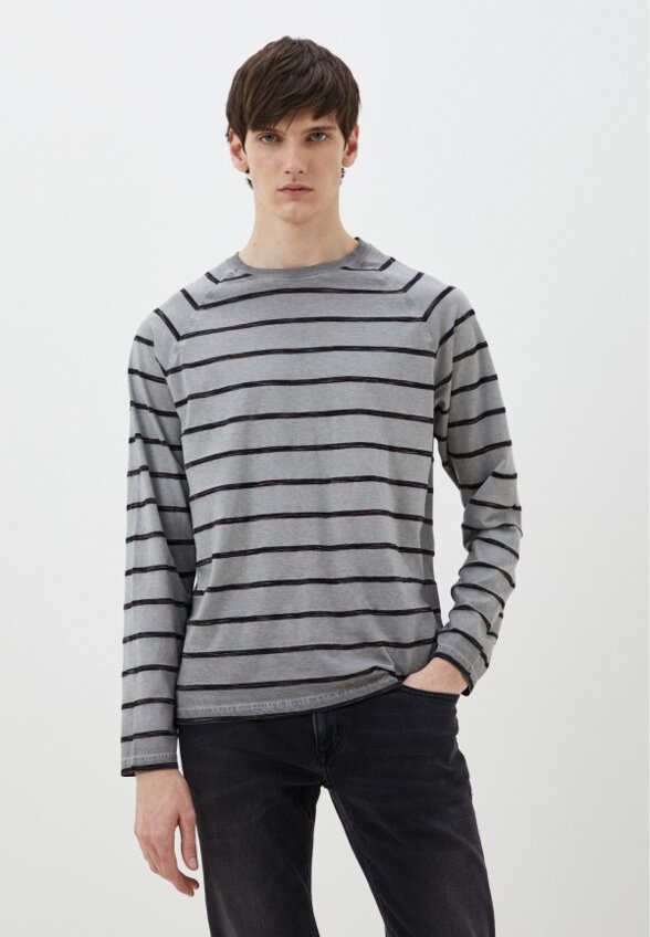 Лонгслив Pioneer