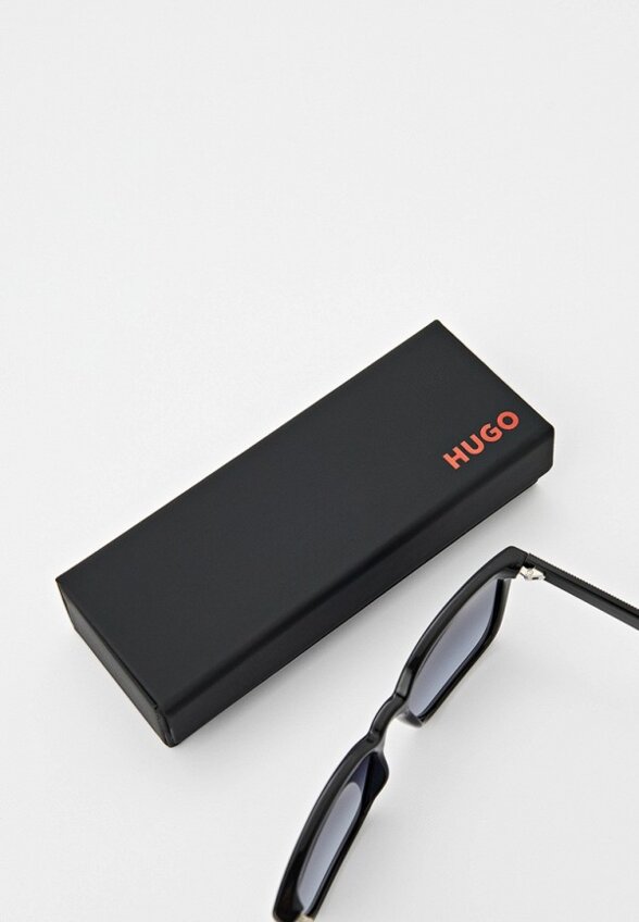 Очки солнцезащитные Hugo