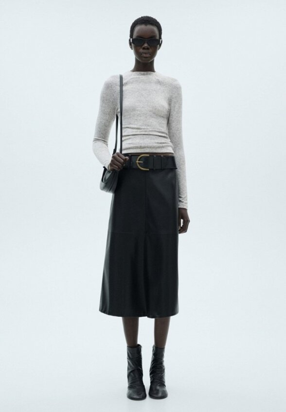 Лонгслив Mango