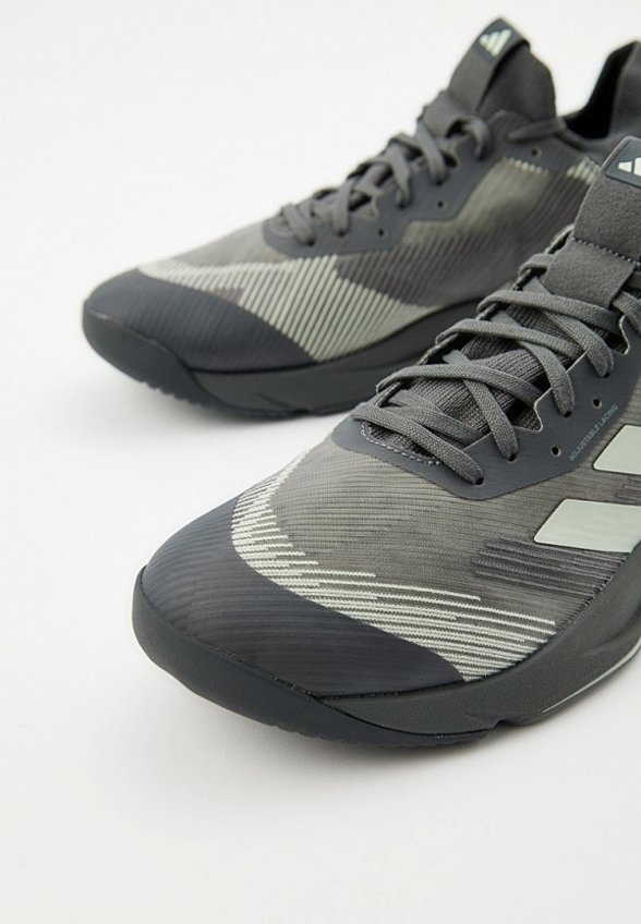 Кроссовки adidas