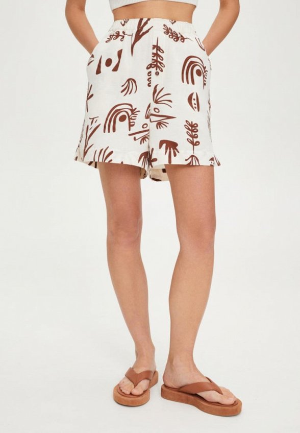 Шорты SashaOstrov