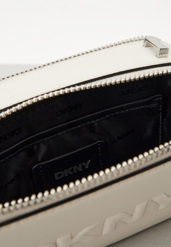 Сумка DKNY