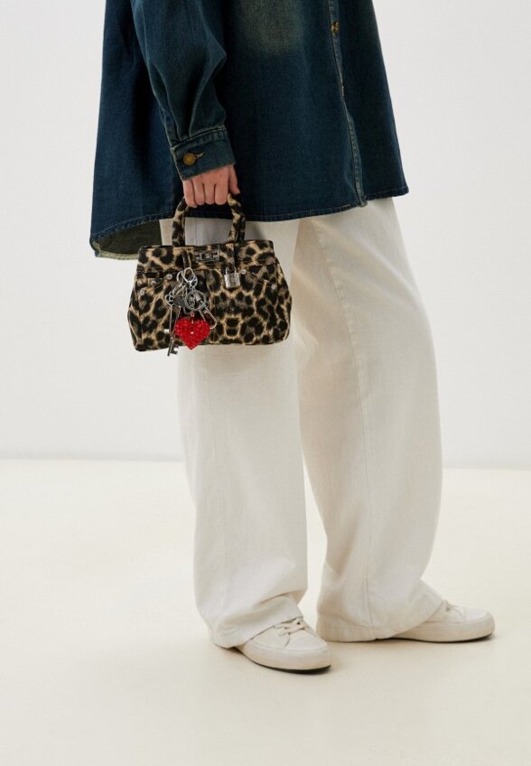 Сумка и брелок Pabur