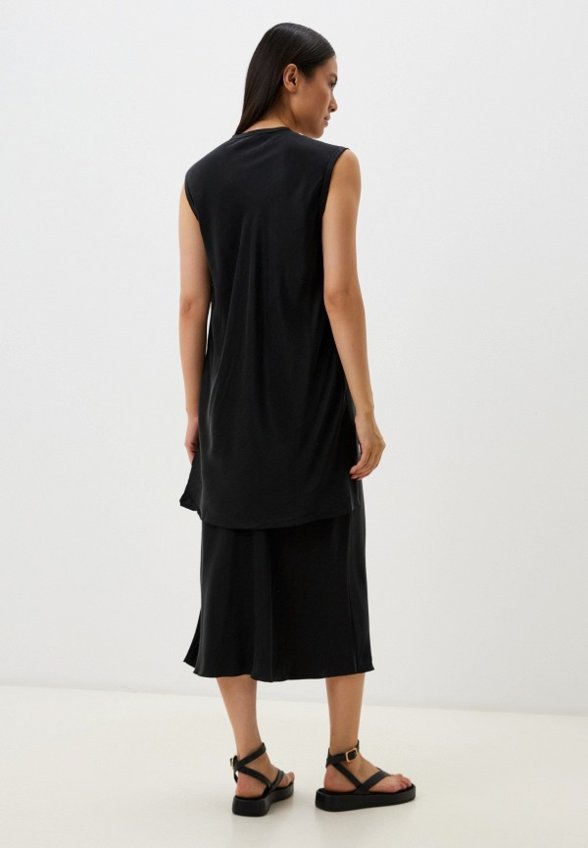 Костюм Voluminous