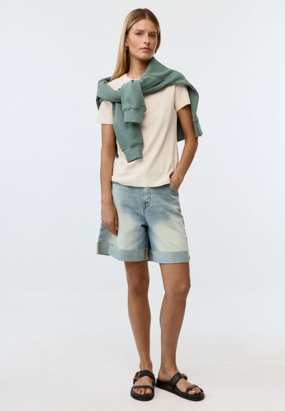 Футболка Sela