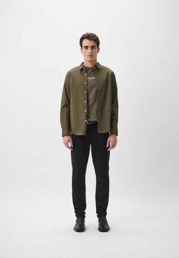 Джинсы Calvin Klein