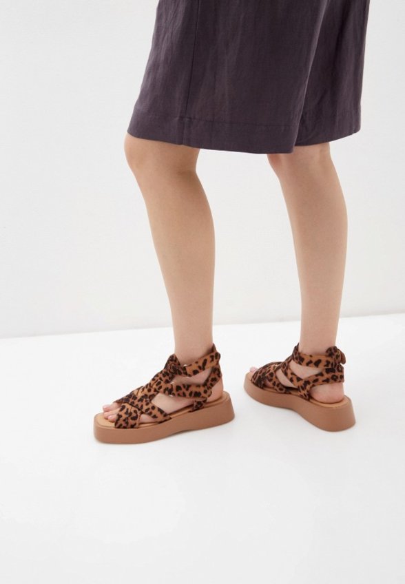 Сандалии Araz