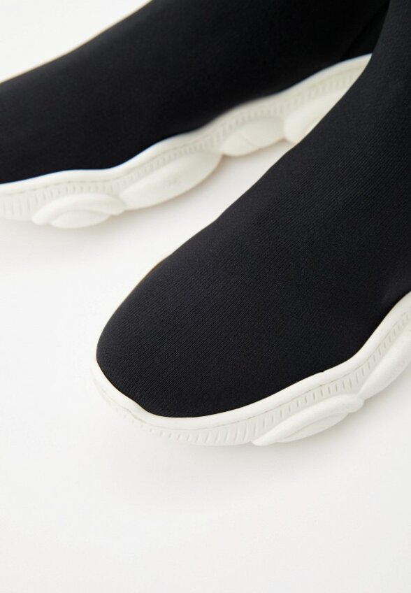 Кроссовки Moschino