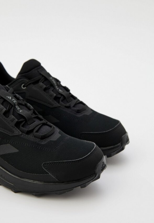 Кроссовки трекинговые adidas