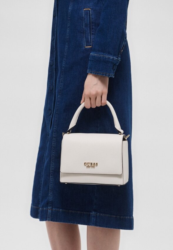Сумка Guess