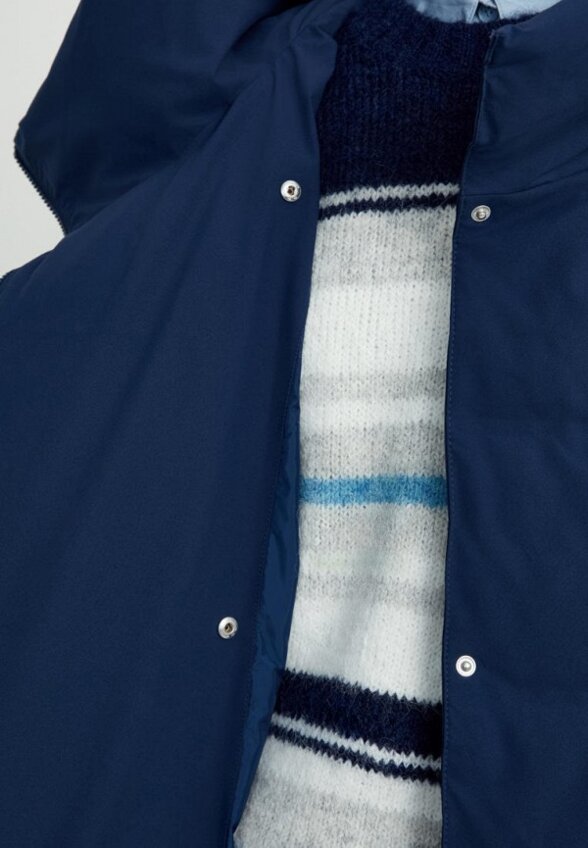 Пуховик Finn Flare