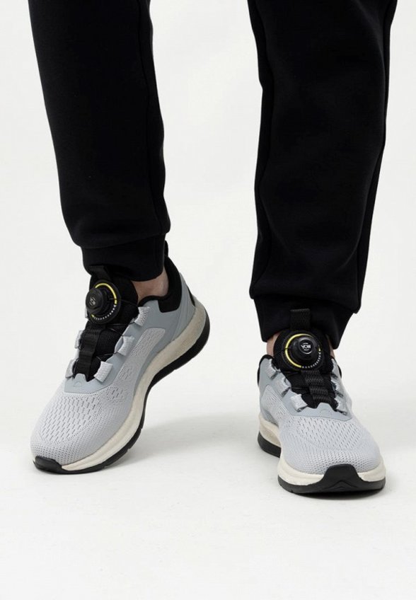 Кроссовки Baasploa