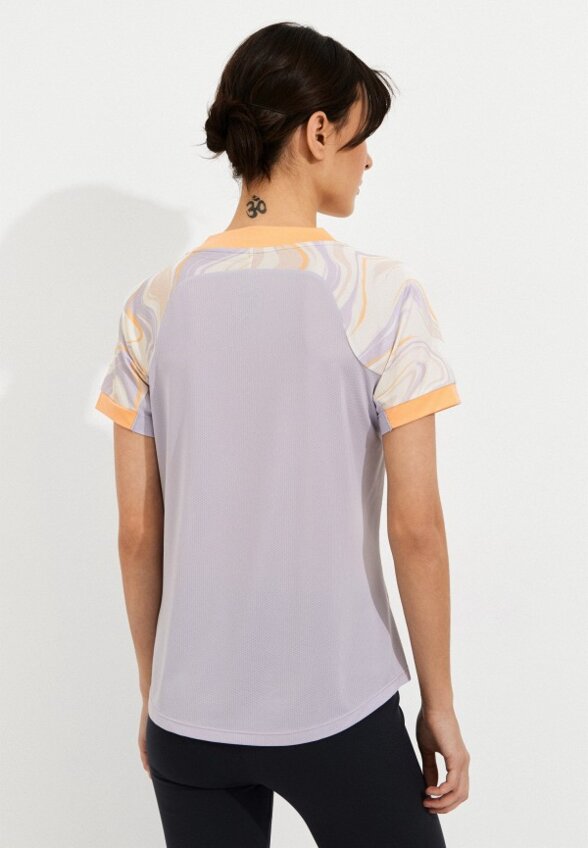 Футболка ASICS