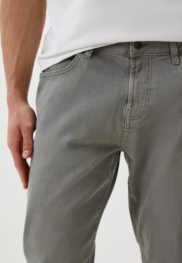 Джинсы Colin's