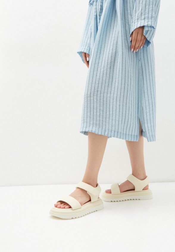 Сандалии Corso Como