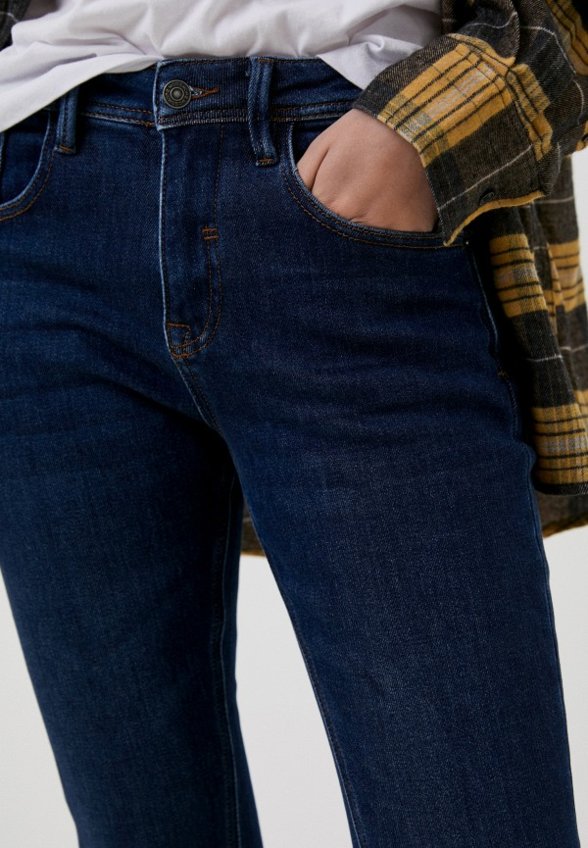 Джинсы Mossmore