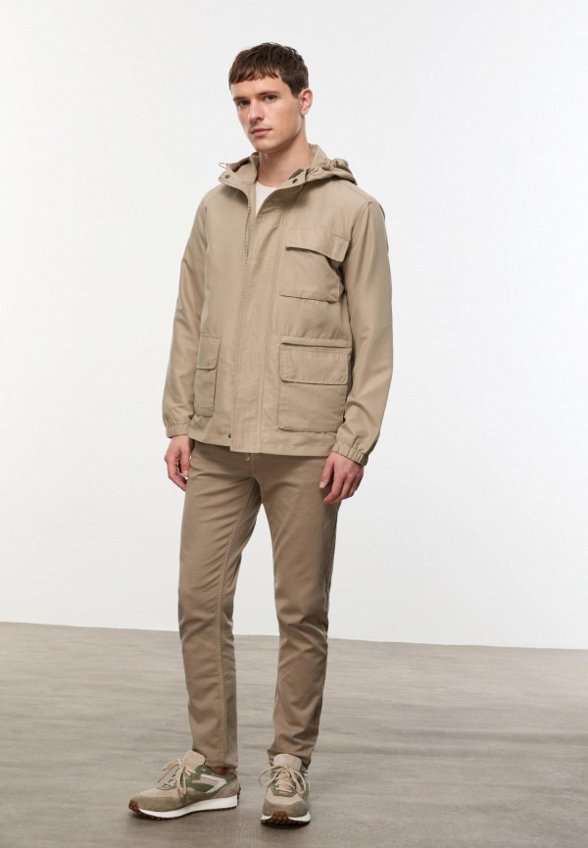 Ветровка Mudo