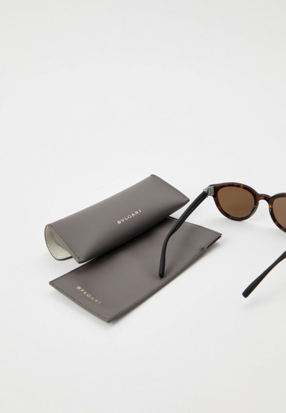Очки солнцезащитные Bvlgari