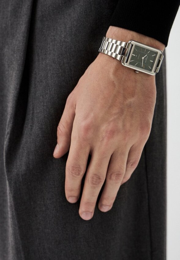 Часы George Kini