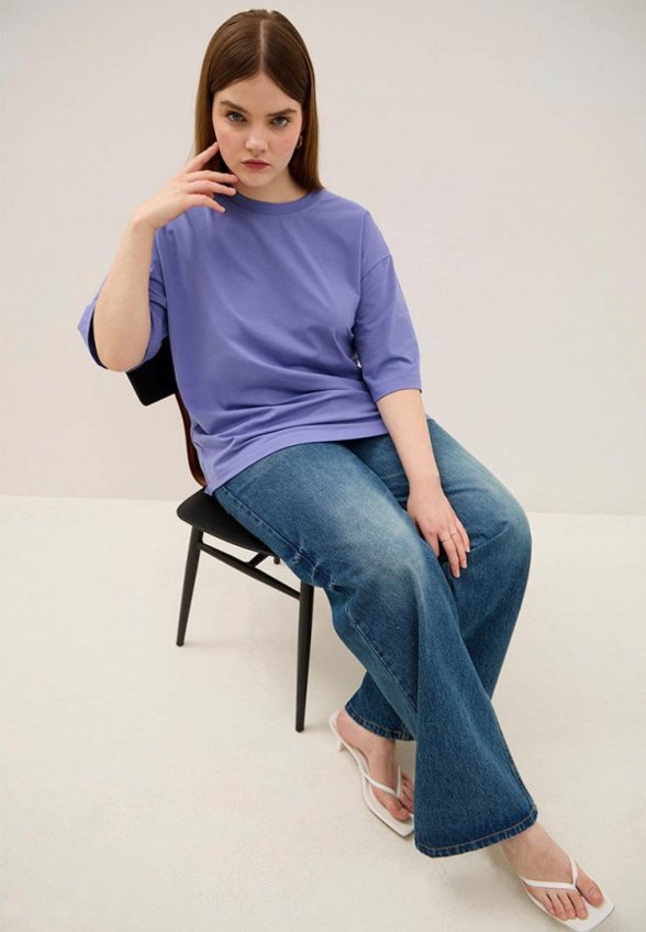 Футболка Lessismore