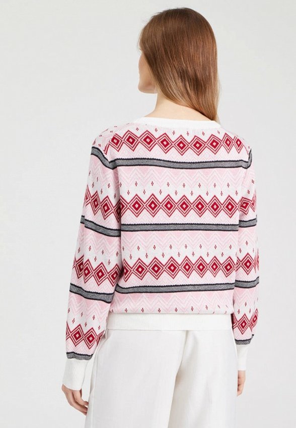 Джемпер To Be Blossom