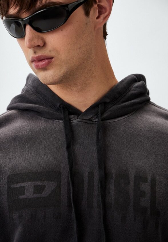 Худи Diesel