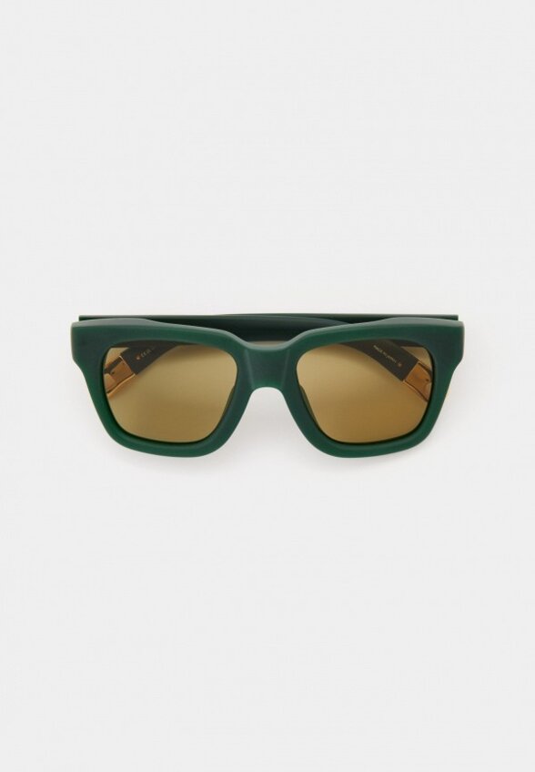 Очки солнцезащитные Jacquemus